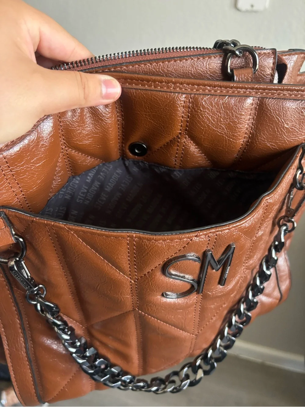 Steve Madden Quilted Brown Leather Tote with Chain Accent - Picture 4 of 5
